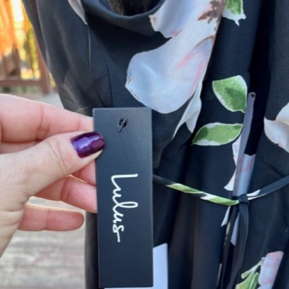 Lulus NWT All Mine Black Floral Print High-Low Lined Maxi Wrap Dress Size XS - Picture 9 of 15